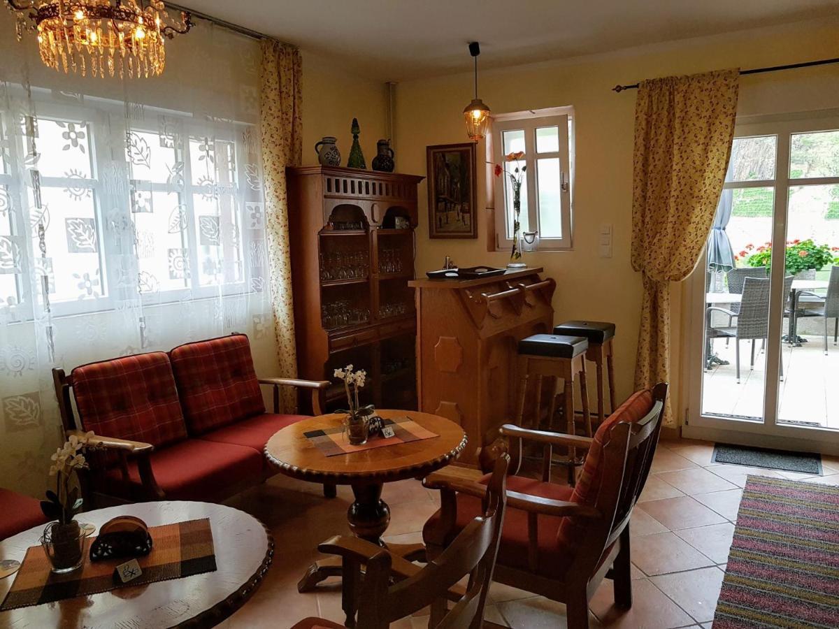 Mosel-Landhaus Am Moselufer B&B Briedern Екстериор снимка