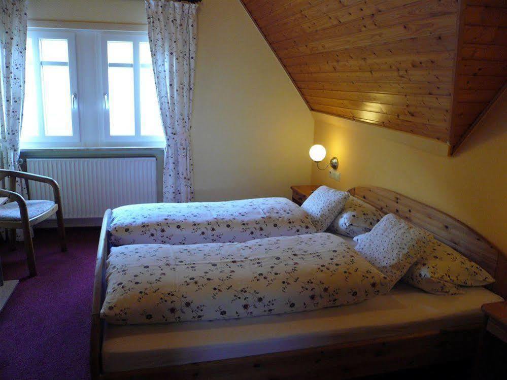 Mosel-Landhaus Am Moselufer B&B Briedern Екстериор снимка